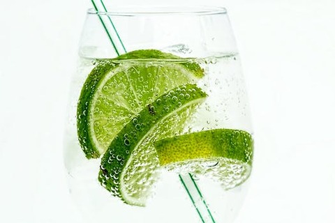 lime-club-soda-drink-cocktail